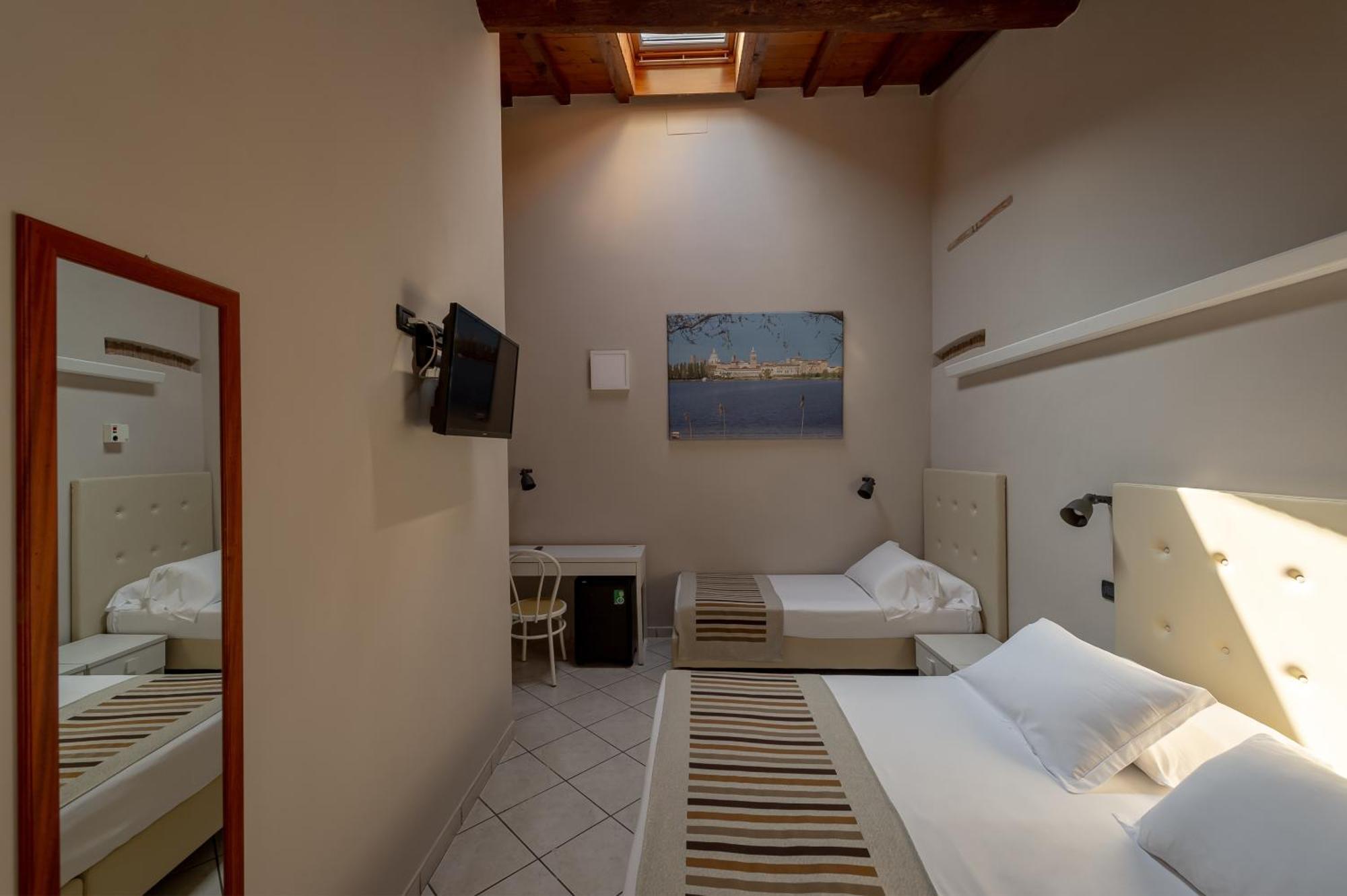 Abbazia Bed & Breakfast Mantova Exterior photo